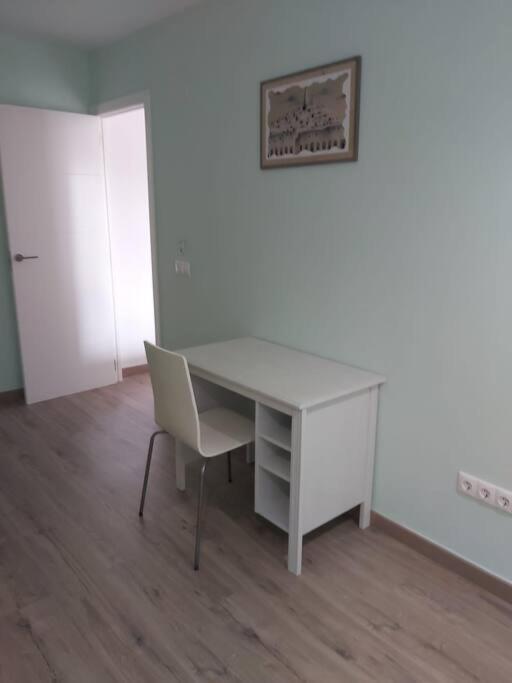 Modern Flat At Garbinet With Wifi Apartment Alicante Exterior photo